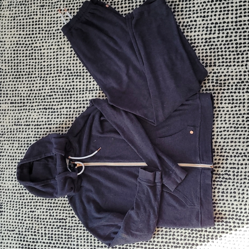 Volcom Lived In Lounge set, size M